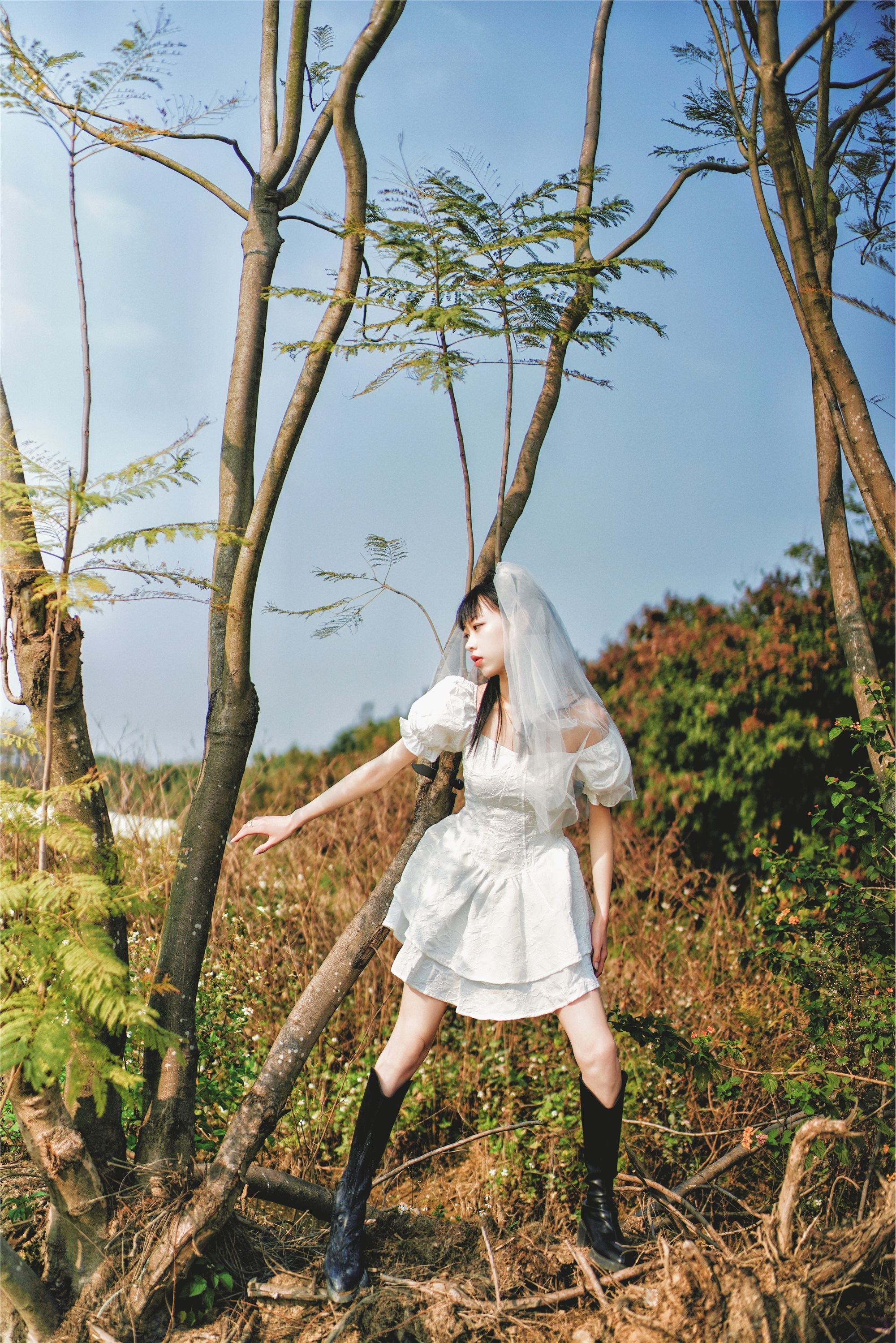 YITUYU艺图语 2025.01.23 大地的嫁衣 大何